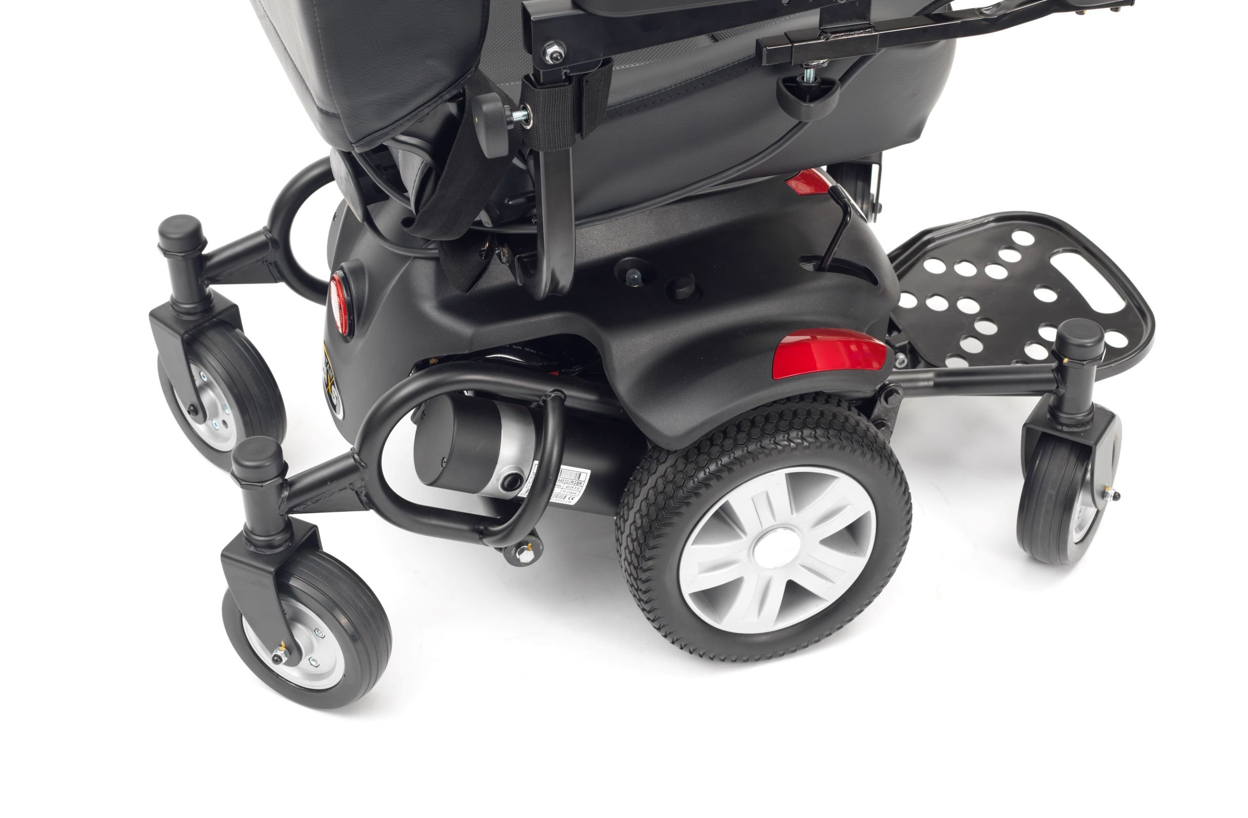 Titan AXS Mid-Wheel Powerchair